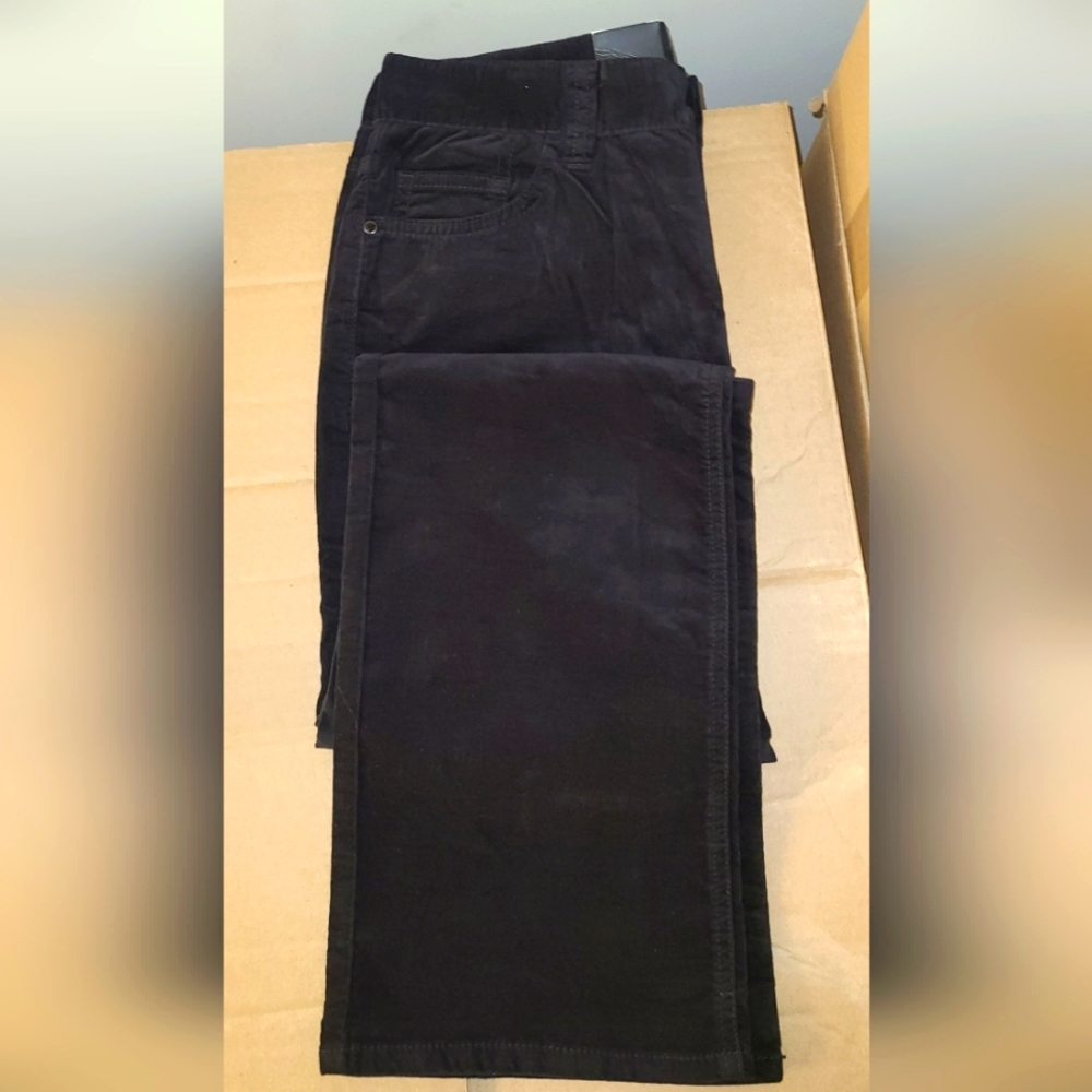 New! Black Calvin Klein jeans Women size 6